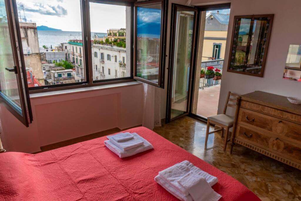 La finestra sul golfo Apartment Napoli Exterior foto