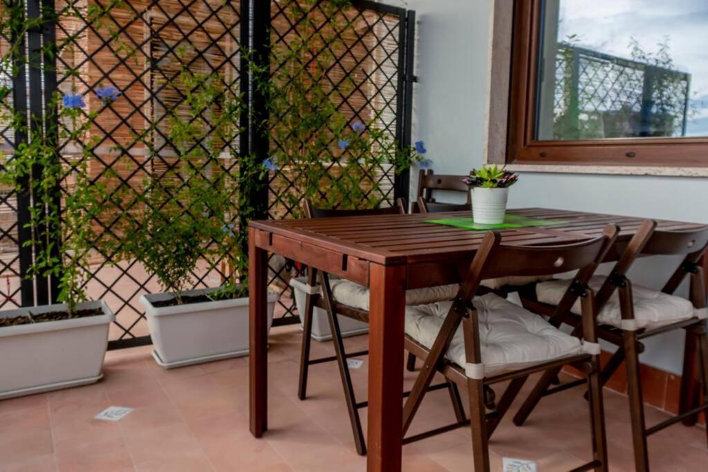 La finestra sul golfo Apartment Napoli Exterior foto